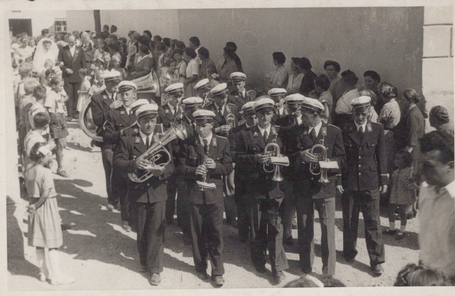 Die Musikkapelle Hagenbrunn bei der Hochzeit Audriet 1954